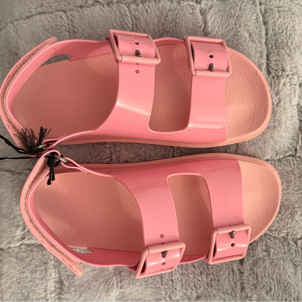Gucci Pink Sandals with Double Straps